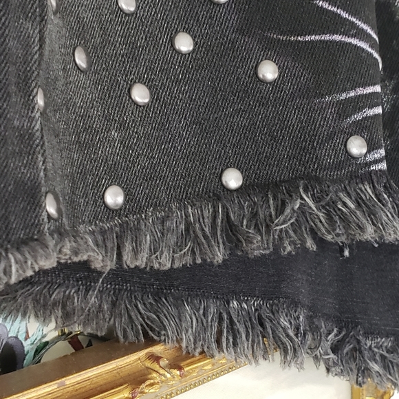 Topshop Painted Panther High Waisted Denim Shorts - Picture 4 of 14